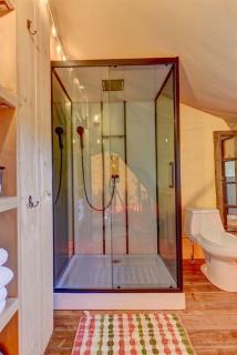 12 Fires Luxury Glamping with Heating #5 - Johnson City - 4