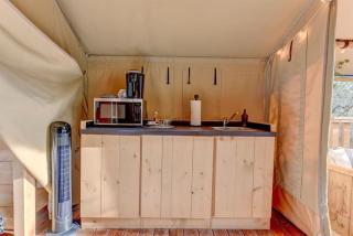 12 Fires Luxury Glamping with Heating #5 - Johnson City - 1