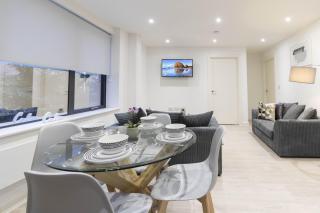 Linacre 1&2 - One and Two bed flat behind the Cathedral with free parking and fast WIFI - Exeter - 5