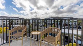 Landing Modern Apartment with Amazing Amenities (ID6606X53) - 1