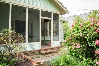 \\Chic Family Retreat// All-New, Arcade, Garden, A/C - Memphis - 3