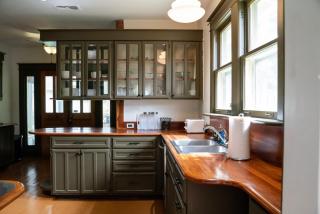 \\Chic Family Retreat// All-New, Arcade, Garden, A/C - Memphis - 2