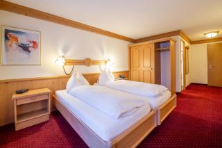 Hotel Grindelwalderhof - Grindelwald - 9