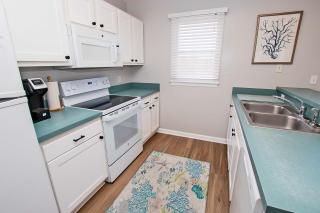 M24, Sunshine and Tan Lines- Oceanside, Community Pools - Corolla - 6