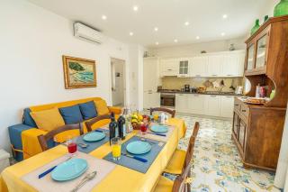 Blue Bell Residence - Amazing Capri view - Termini - 5