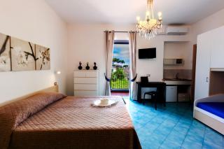 Don Giorgio Rooms & Apartments - Isquia - 3