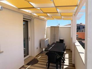 Nuovissimo appartamento all'ultimo piano con terrazza in centro a Sant'Antioco C170. - SantʼAntìoco - 0