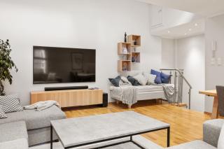 12-Guest Apartment - Self Check-In - Large Smart TV - Central - 0