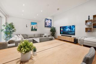 12-Guest Apartment - Self Check-In - Large Smart TV - Central - 5