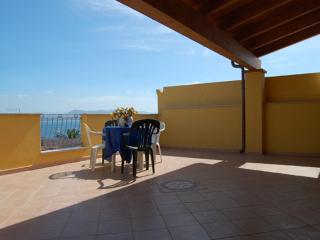 appartamento con ampio terrazzo panoramico e barbecue a Sant'antioco C190 - 3