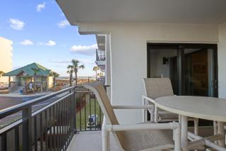 Emerald Isle 205 by Alicia Hollis Rentals Open until Mar 21st - Fort Walton Beach - 7