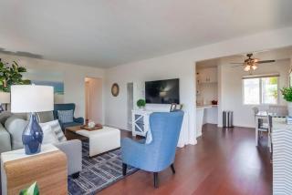 Avalon Beach 3 - 7
