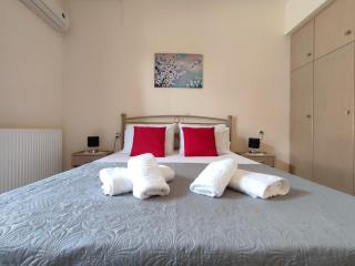 Dimitra's Cozy Apartment - 3