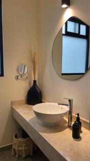 Cozy & chic space with parking - 7
