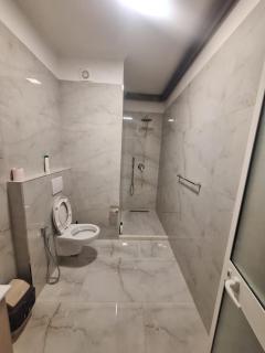 Albania Apartment near Tirana City Center Double or Twin Bed - Tirana - 3
