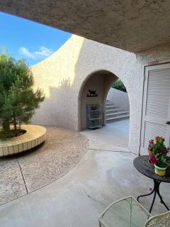 Swim, Hike, Golf, Shop, View golfers frm UR patio. - Scottsdale - 2