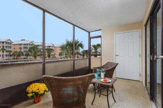 Harbor Towers 2nd Fl Dock Views - Siesta Key - 2