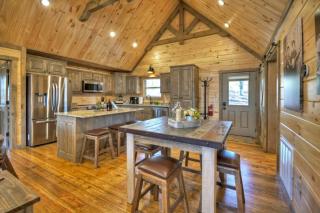 Runner's Roost Dog Friendly Cabin in North GA Mtns - Mineral Bluff - 1