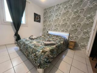 Spacieux appartement proche des halles Wifi - Narbona - 9
