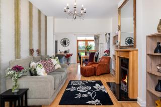 Shannonside - Stylish 5 Bed Marina home & 40ft mooring - Termonbarry - 1