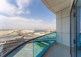 Enjoy Clear Skies 1BR with Burj Khalifa Views - 6