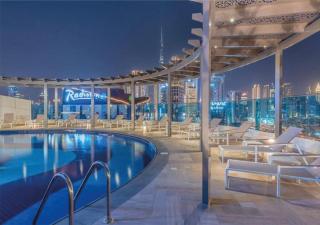 Enjoy Clear Skies 1BR with Burj Khalifa Views - 5
