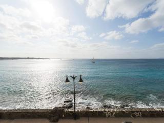 Los Erizos (Apartamento en primera Linea de mar) - Playa Blanca - 6