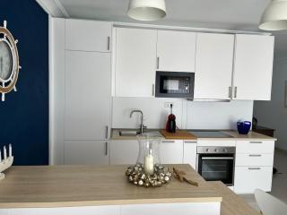 Los Erizos (Apartamento en primera Linea de mar) - Playa Blanca - 3