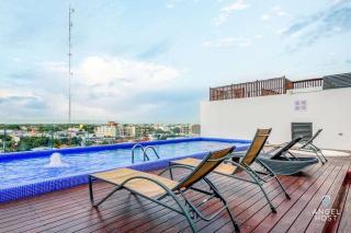 Condo with Amenities Sleeps 8 Roof Pool Gym - Playa del Carmen - 3