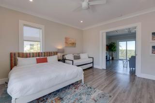 Spindrift House -Huge Pool, Dock - Stock Island - 3