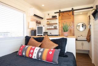 New The Buffalo-Shipping Container in Alpine - Alpine - 2