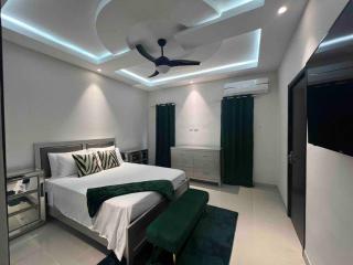 Hideaway Chateau Pyramid Point - Stanmore Grove - 7