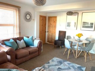 ⭐️Sleeps 4/Longstays/Garden/Parking/WiFi⭐️ - Crawley - 0