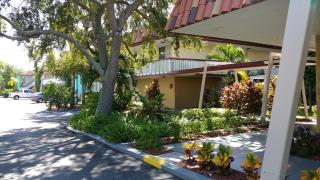 Baymont by Wyndham Sarasota - Sarasota - 4