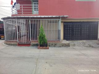 Agradable casa con parqueadero, en Rivera Huila. - 0