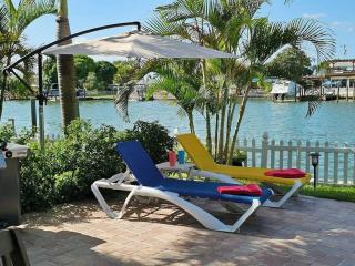 IRB SURF HOUSE Waterfront Oasis+ Sunshine +Fun Kayaks - Clearwater Beach - 5