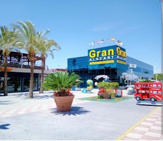 Bungalow adaptado, terraza muy grande y soleada. - Gran Alacant - 6
