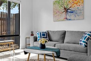 2BR Townhouse CBD Chinatown Free WiFi FreeParking - Adelaide - 4
