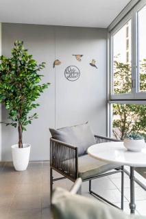 Cozy CBD 1BR Apt - Walkable & Central Spot - 2