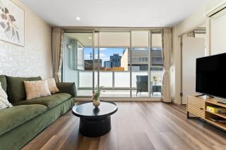 2BR CBD Apt Swimming Pool Sauna SPA CBD - Adelaide - 4