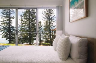 Bay Property . The Seaspray - Yamba - 4