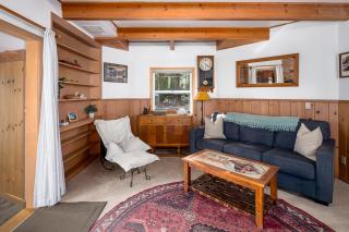 The Gingerbread Cottage - Kings Beach - 4