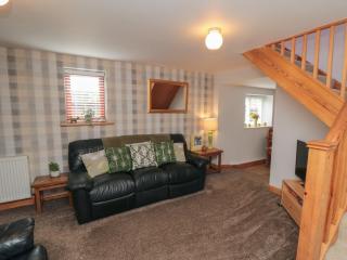 Farm Yard Cottage - 9