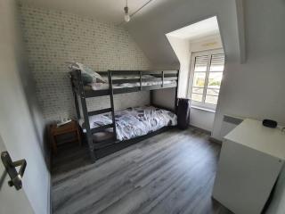 Maison dans un quartier calme, terrain, wifi, télé - Saint-Nicolas-du-Pélem - 6
