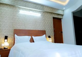 DWARKA LODGING & BOARDING - Mūlki - 9