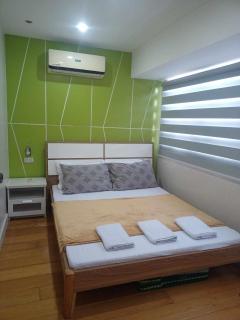 2 Bedrooms Units Forbes Area 5th Avenue BGC Center - Manila - 1