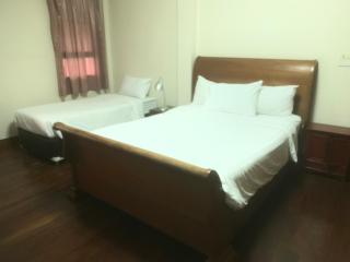 Tanwa Suite - MRT Ratchadapisek - Bangkok - 6