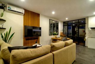 La Casa Deluxe - short escape from pererenan beach - Munggu - 8