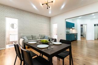 Ultracentral Spacious Apartment 4BR - Bucharest - 4