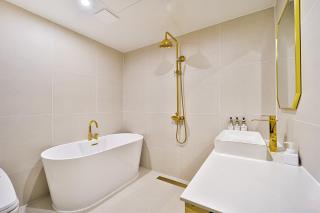Denbasta Hotel Daeyeon - Busan - 2